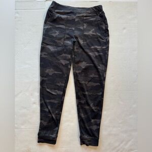 Athleta Girl Salutation Camp Jogger Pants Size Medium